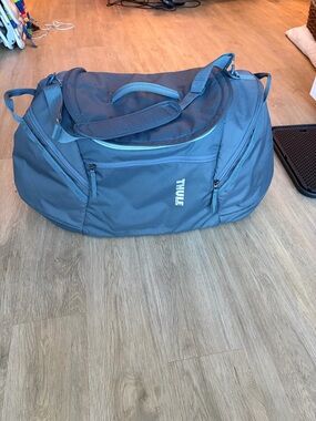 Thule Blue Men’s Duffel with Dual Handles and Shoulder Strap